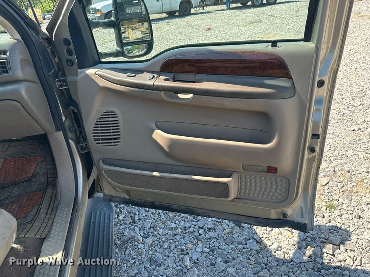 image for item ML9221 2000 Ford F350 Super Duty  pickup truck