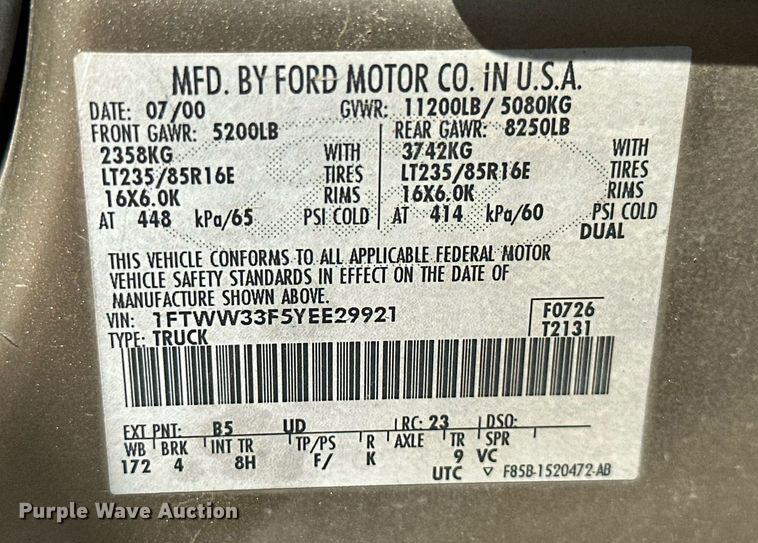 image for item ML9221 2000 Ford F350 Super Duty  pickup truck