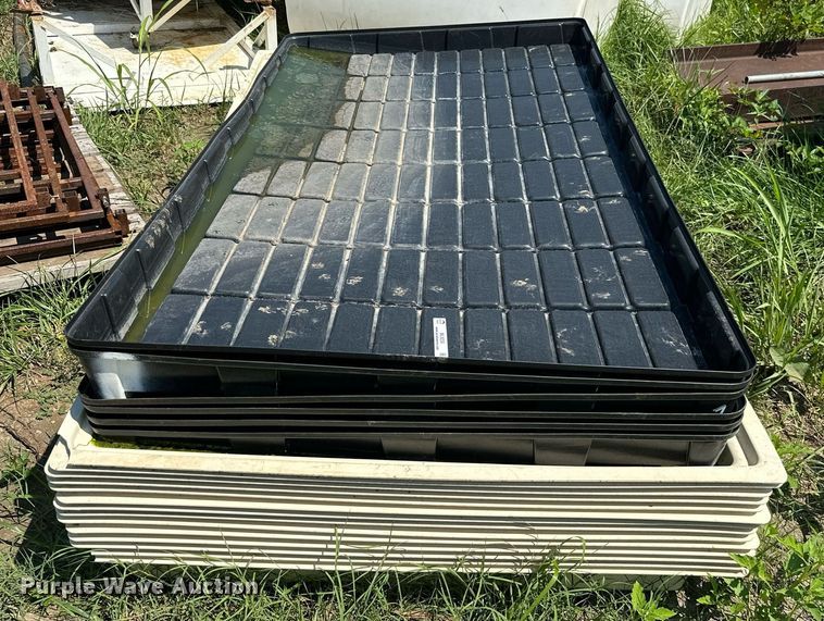 image for item ML9230 Botanicare  grow trays