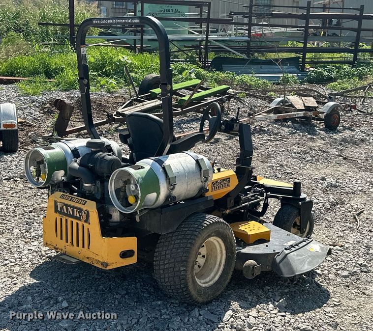 image for item ML9232 2009 Cub Cadet Tank S7237  lawn mower