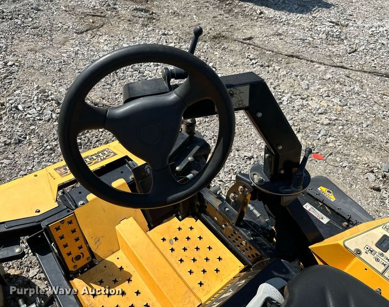 image for item ML9232 2009 Cub Cadet Tank S7237  lawn mower