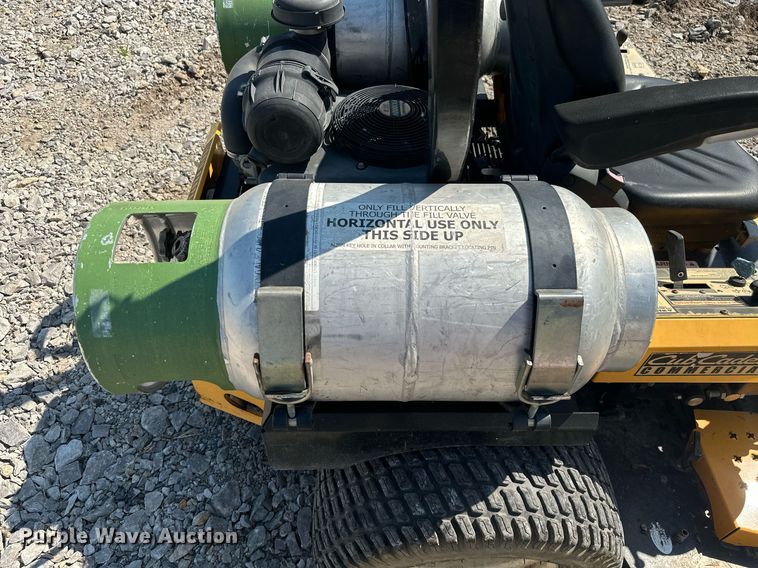 image for item ML9232 2009 Cub Cadet Tank S7237  lawn mower