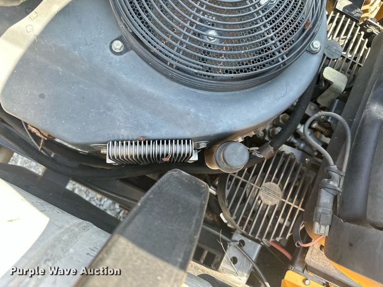 image for item ML9232 2009 Cub Cadet Tank S7237  lawn mower