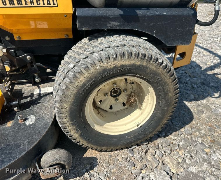 image for item ML9232 2009 Cub Cadet Tank S7237  lawn mower