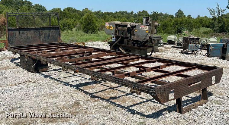 image for item ML9233 Flatbed