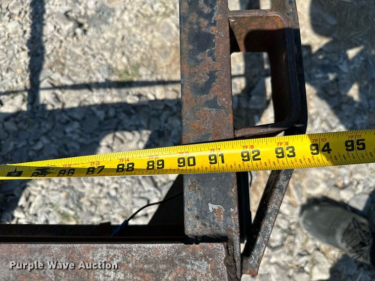 image for item ML9233 Flatbed