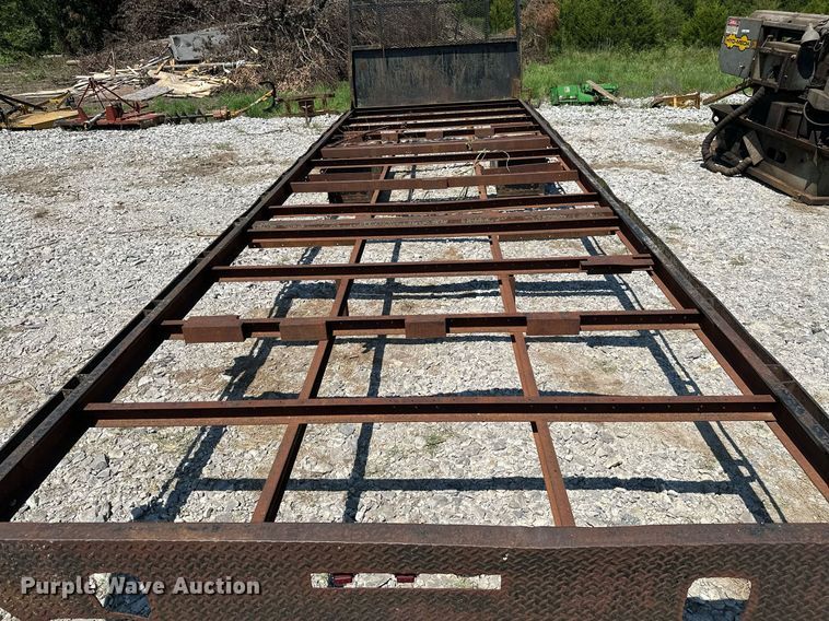 image for item ML9233 Flatbed