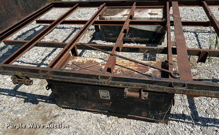 image for item ML9233 Flatbed