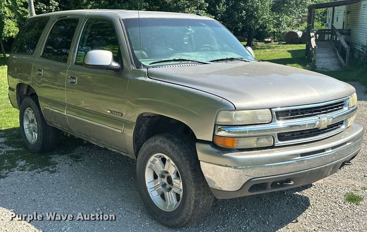 image for item ML9234 2003  Chevrolet Tahoe  SUV