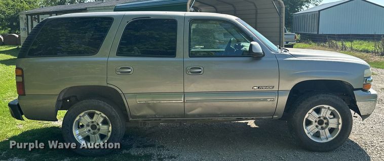 image for item ML9234 2003  Chevrolet Tahoe  SUV