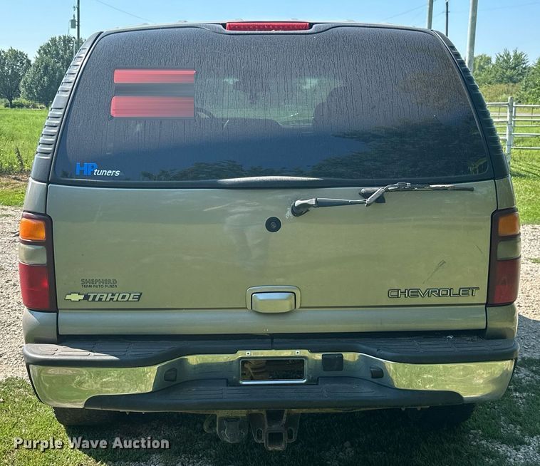 image for item ML9234 2003  Chevrolet Tahoe  SUV