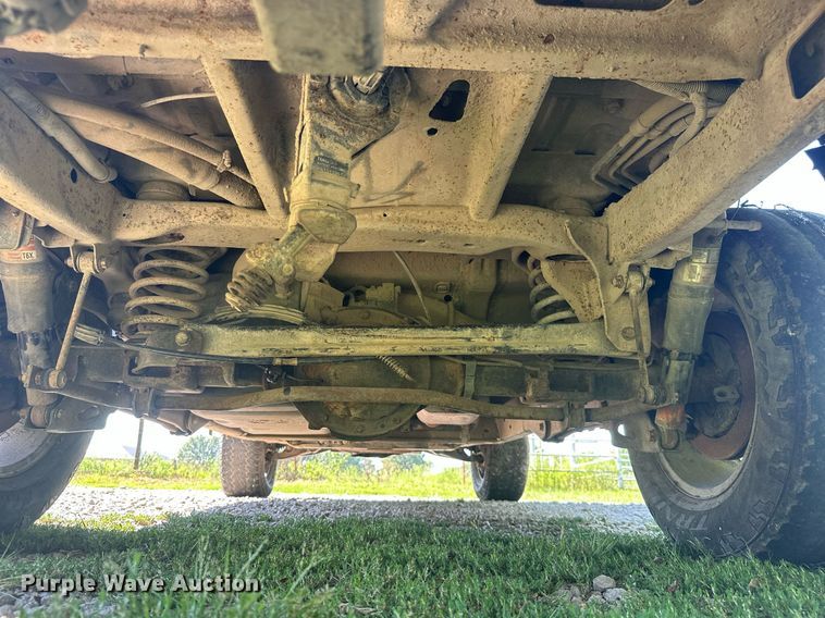 image for item ML9234 2003  Chevrolet Tahoe  SUV