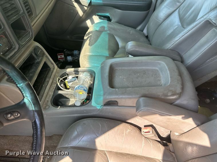 image for item ML9234 2003  Chevrolet Tahoe  SUV