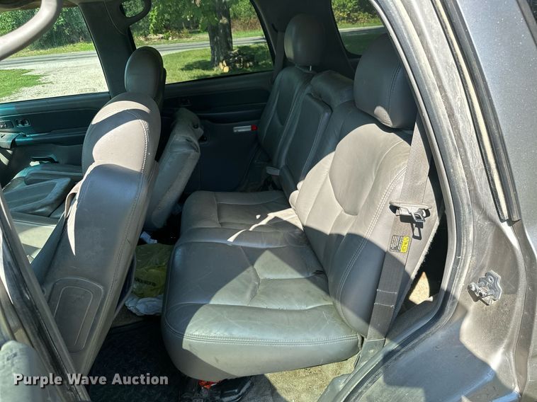 image for item ML9234 2003  Chevrolet Tahoe  SUV