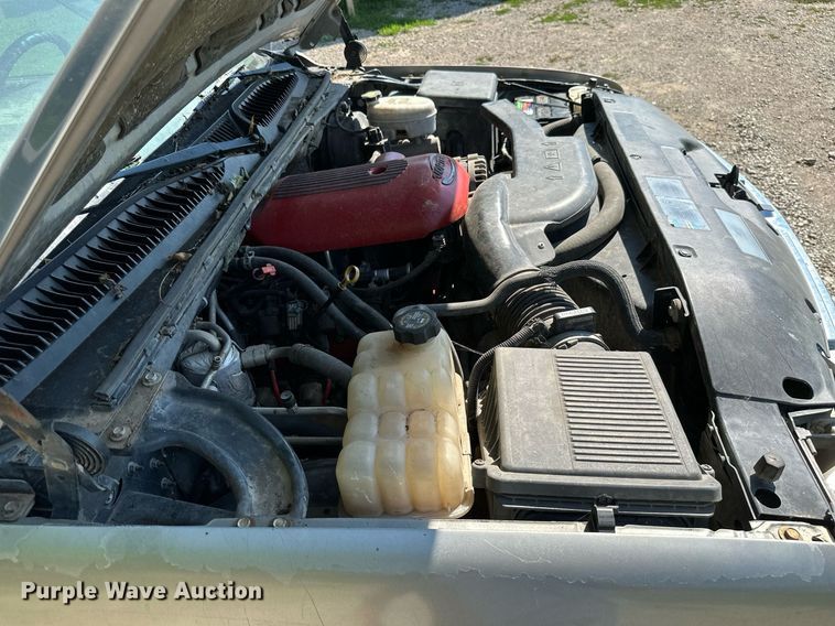 image for item ML9234 2003  Chevrolet Tahoe  SUV