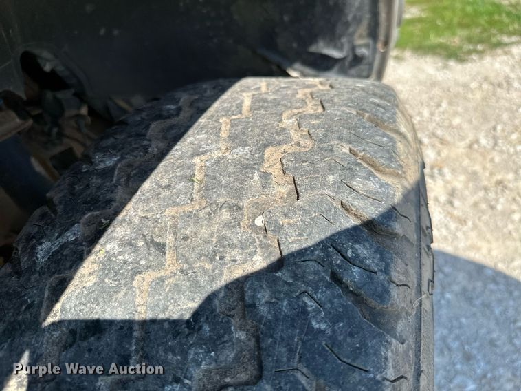 image for item ML9234 2003  Chevrolet Tahoe  SUV