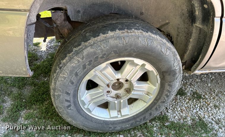 image for item ML9234 2003  Chevrolet Tahoe  SUV