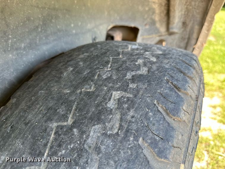 image for item ML9234 2003  Chevrolet Tahoe  SUV