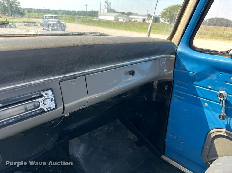 image for item ML9236 1966 Ford F100  pickup truck