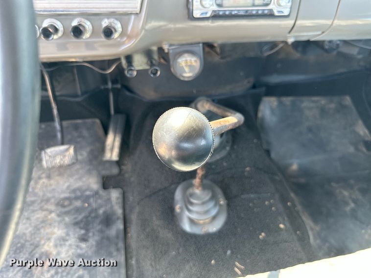 image for item ML9236 1966 Ford F100  pickup truck