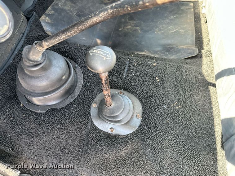 image for item ML9236 1966 Ford F100  pickup truck