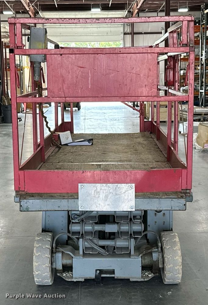 image for item ML9239 Mec 2548HT  scissor lift
