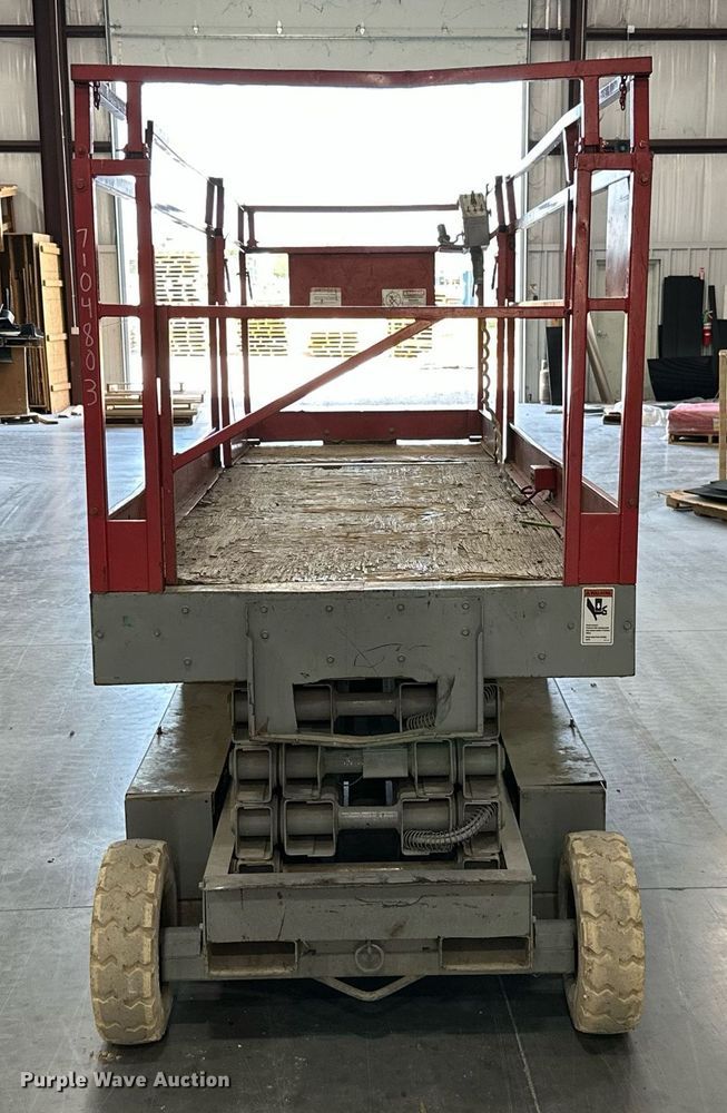 image for item ML9239 Mec 2548HT  scissor lift
