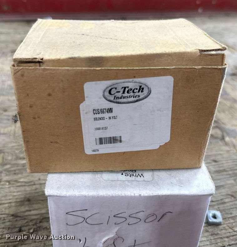 image for item ML9239 Mec 2548HT  scissor lift