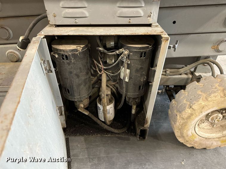 image for item ML9239 Mec 2548HT  scissor lift