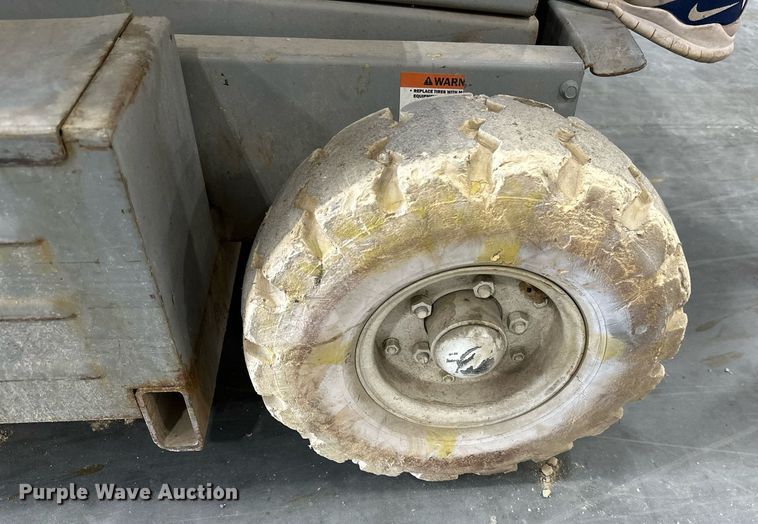 image for item ML9239 Mec 2548HT  scissor lift