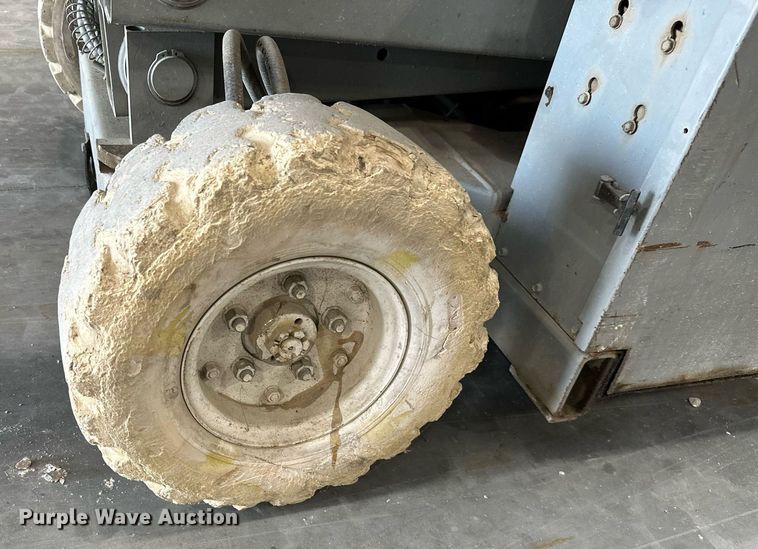 image for item ML9239 Mec 2548HT  scissor lift