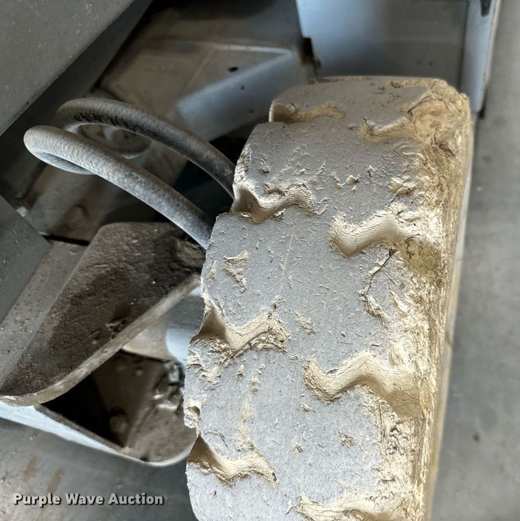 image for item ML9239 Mec 2548HT  scissor lift