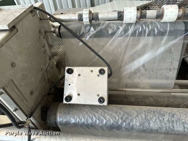 image for item ML9241 Wrapping and sealing equipment