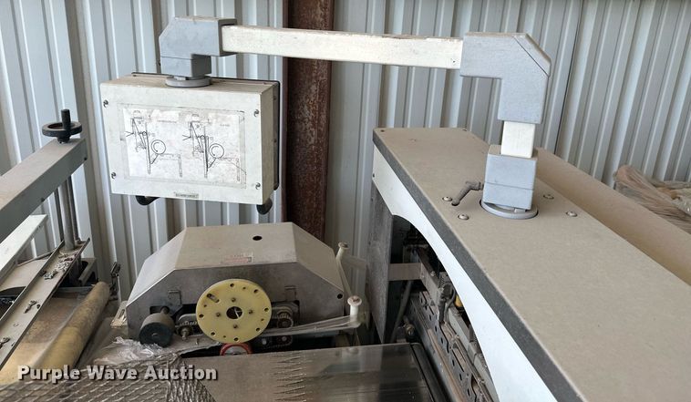 image for item ML9241 Wrapping and sealing equipment