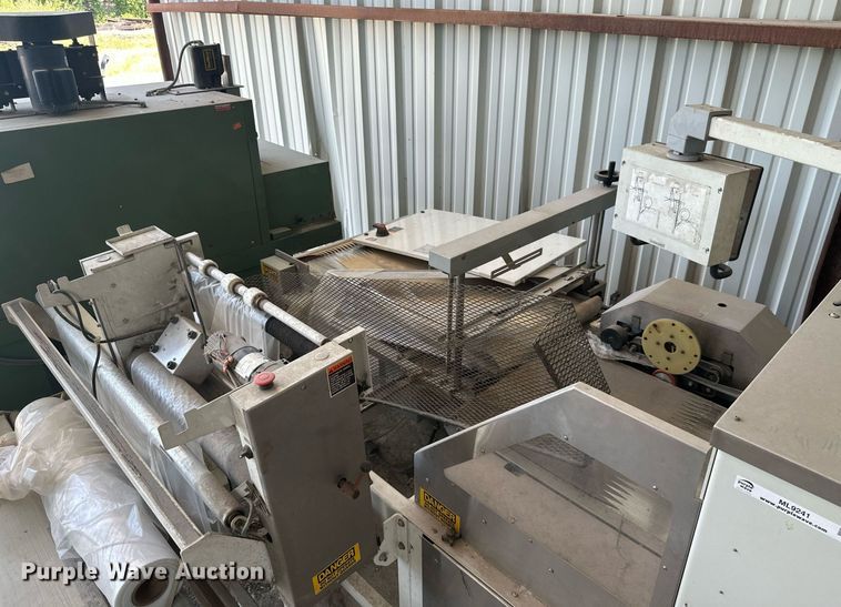 image for item ML9241 Wrapping and sealing equipment
