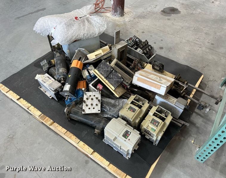 image for item ML9244 (3) Standard Router CNC milling machines