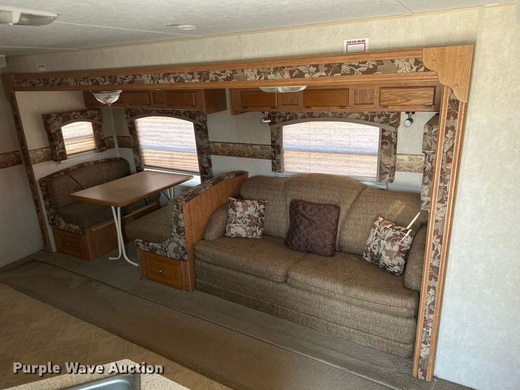 image for item ML9245 2007 Flagstaff Classic Super Lite  camper