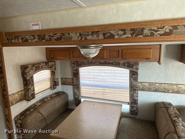 image for item ML9245 2007 Flagstaff Classic Super Lite  camper