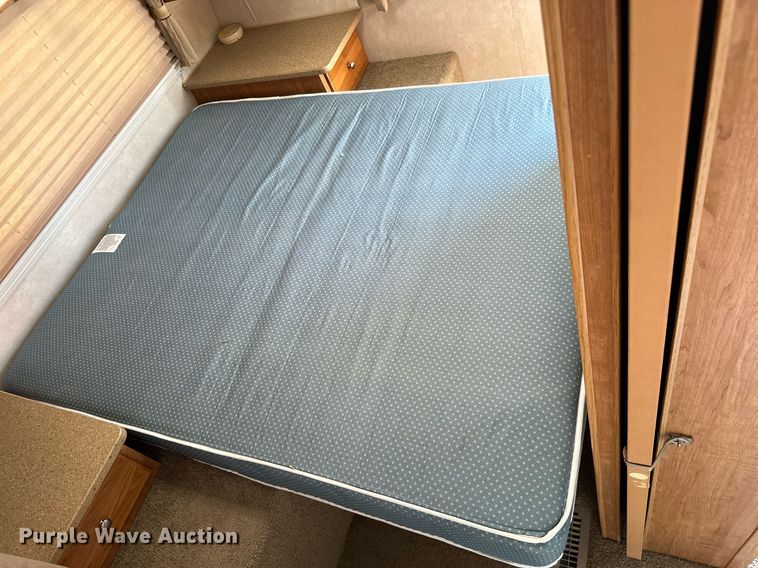 image for item ML9245 2007 Flagstaff Classic Super Lite  camper