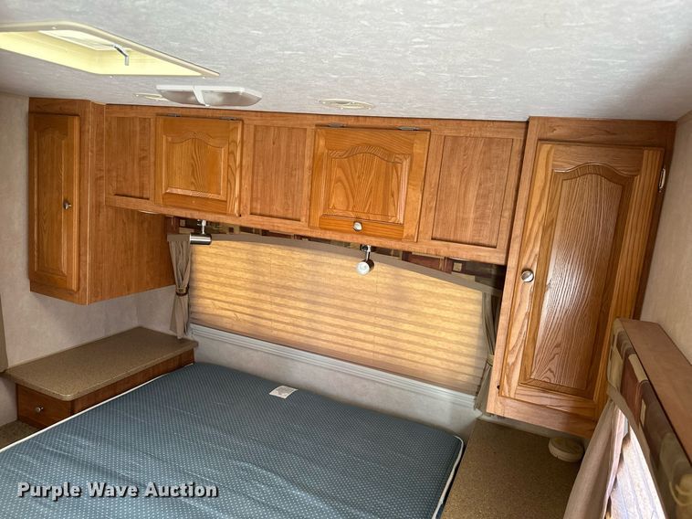 image for item ML9245 2007 Flagstaff Classic Super Lite  camper