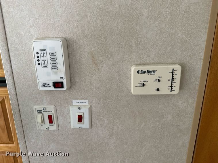 image for item ML9245 2007 Flagstaff Classic Super Lite  camper