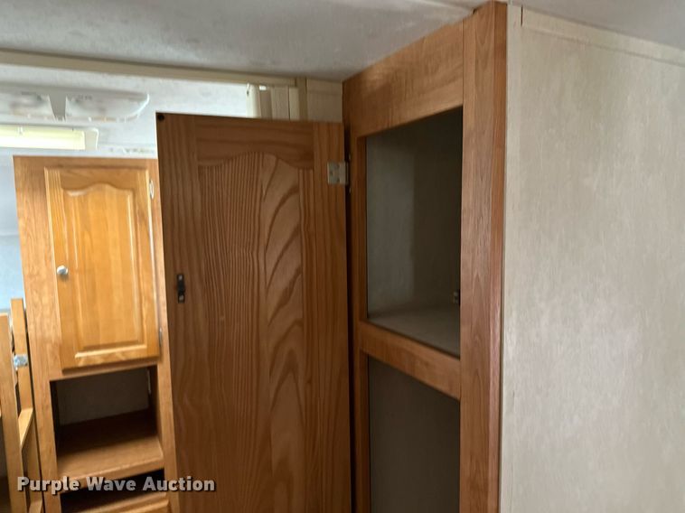 image for item ML9245 2007 Flagstaff Classic Super Lite  camper