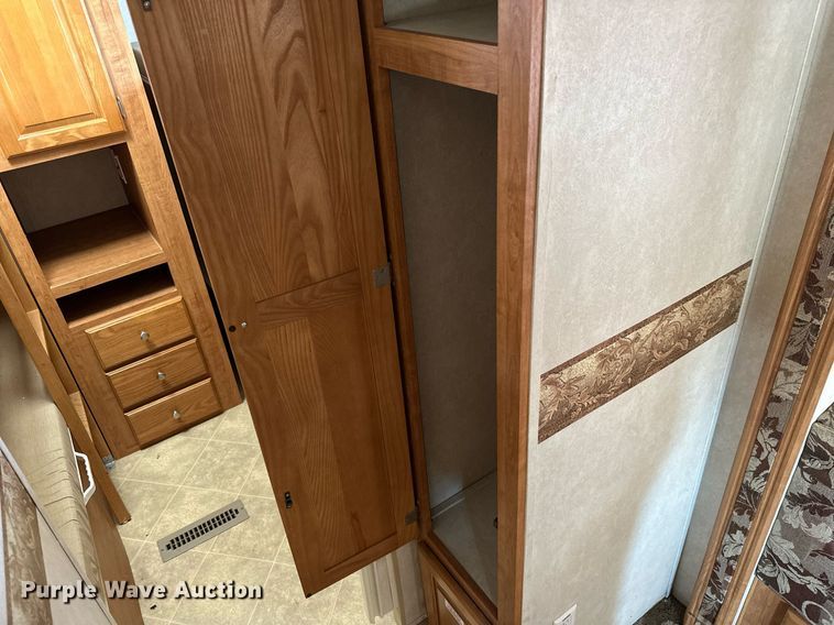 image for item ML9245 2007 Flagstaff Classic Super Lite  camper