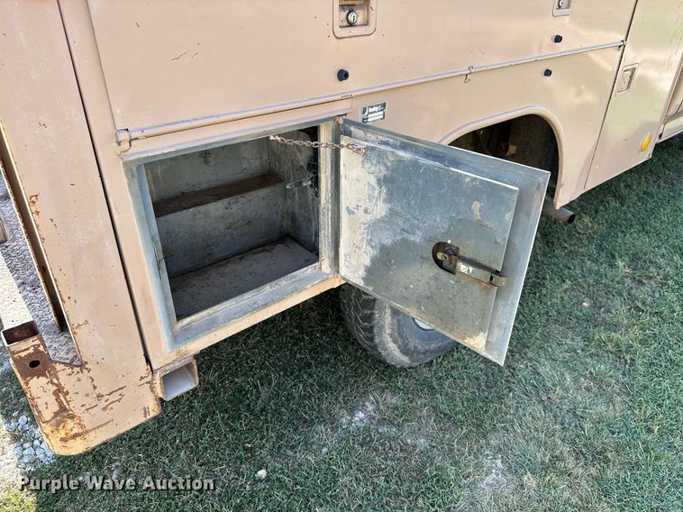 image for item ML9265 1984 Ford F250  utility bed pickup truck