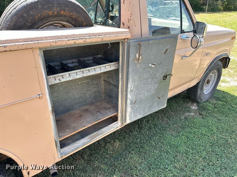 image for item ML9265 1984 Ford F250  utility bed pickup truck