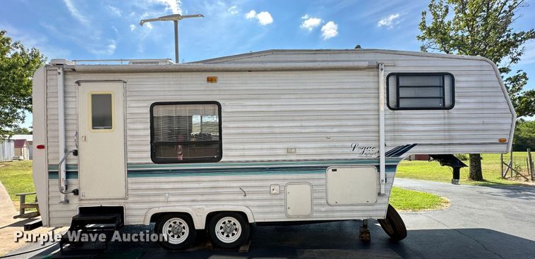 image for item ML9267 1995 Peterson Industries Inc. Legacy  camper