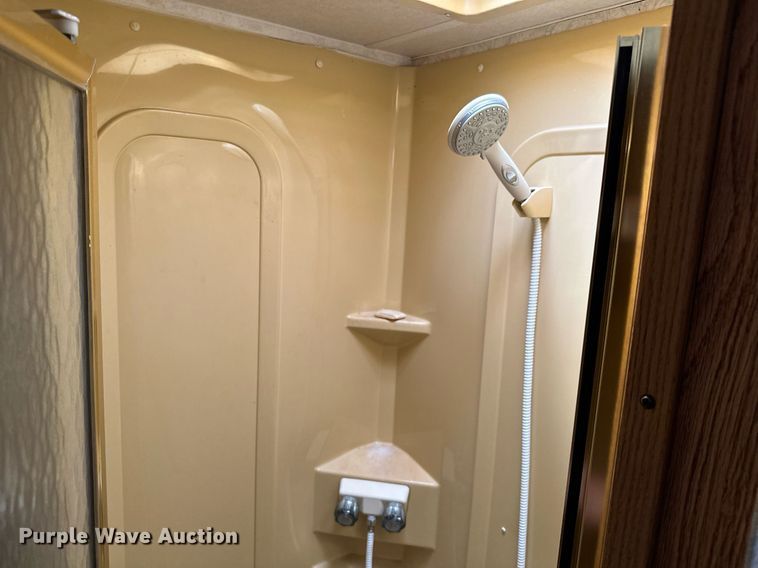 image for item ML9267 1995 Peterson Industries Inc. Legacy  camper