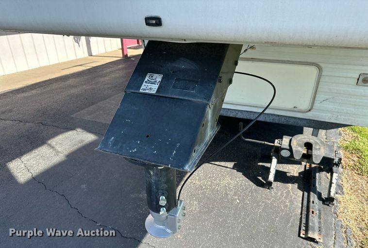 image for item ML9267 1995 Peterson Industries Inc. Legacy  camper