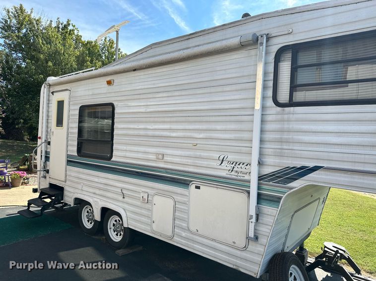 image for item ML9267 1995 Peterson Industries Inc. Legacy  camper