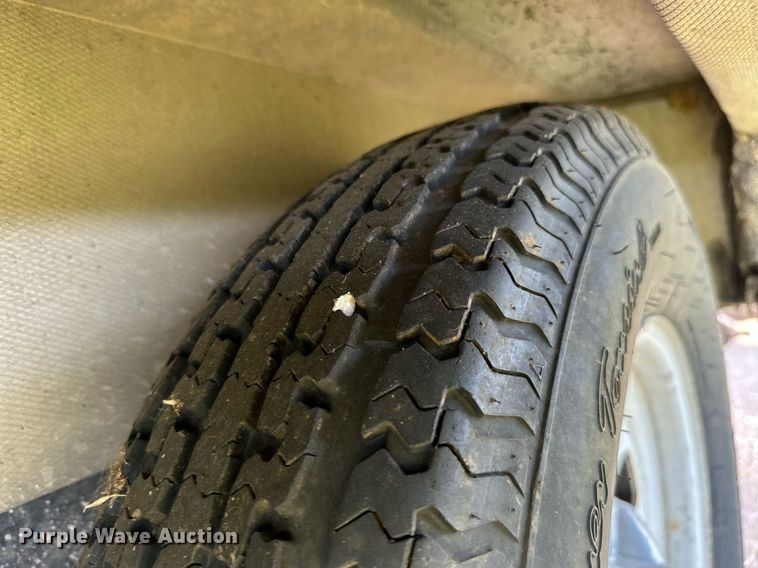 image for item ML9267 1995 Peterson Industries Inc. Legacy  camper